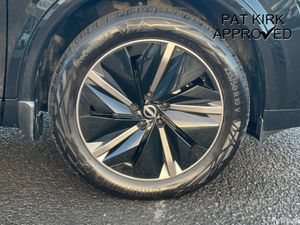 Nissan Qashqai Hatchback Tekna - Image 4