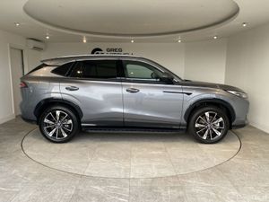 MG HS 2025 - Image 4