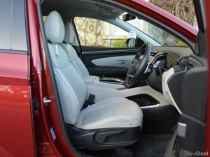 Hyundai Tucson 2WD Executive Plus HEV Auto - Image 3