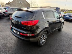 Sportage - panoramic roof - Top spec - Image 3