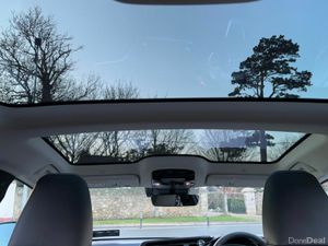 Lexus RZ 450 E PREMIUM PAN ROOF - Image 3