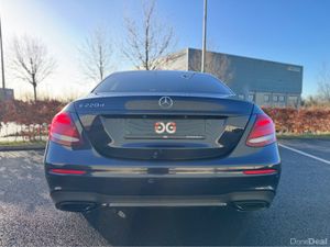 Mercedes-Benz E-Class E220 D AMG LINE AUTO - Image 4