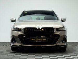 BMW 5-Series 530E M SPORT TOURING - Image 2