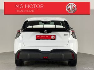 MG 4 EXCITE SHORT RANGE**BLACK CLOTH SEATS**DRIVE - Image 3