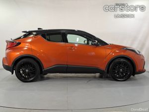 Toyota C-HR 2.0 HYBRID LAUNCH EDITION - Image 2