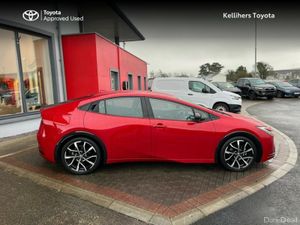 Toyota Prius PLUG IN HYBRID - Image 3