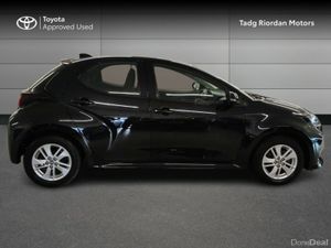 Toyota Yaris 1.0 LUNA - Image 3