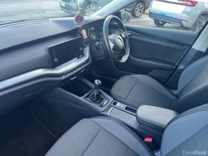 Skoda Octavia OCTAVIA AMB 2.0TDI 115HP - Image 3