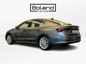 Skoda Octavia 2.0TDI STYLE *5.9% APR* €90 P/W ON P - Image 4