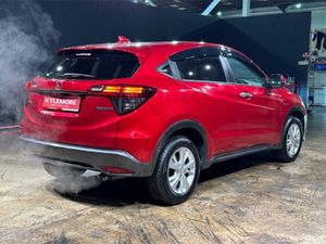 Honda Vezel 1.5L HYBRID AUTOMATIC - REVERSE CAMERA - Image 4