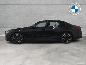 BMW i5 M60 Saloon - Image 4