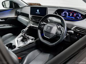 Peugeot 5008 Allure 1.5 Diesel 130HP - 7 Seats - Image 2
