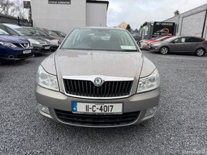 2011 Skoda Octavia 1.6 TDI 105HP Elegance - Image 2