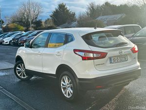 Nissan Qashqai 2015 1.5 Diesel - Image 4
