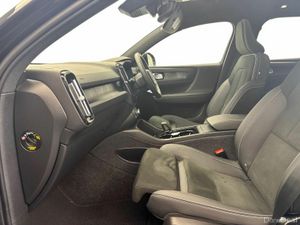 Volvo XC40 ULTIMATE *2YR WARRANTY* €75 P/W ON PCP - Image 3