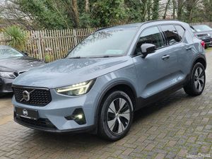 2022 VOLVO XC40 1.5 RECHARGE PLUS. - Image 4