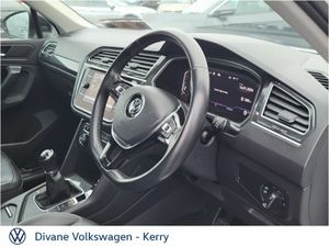 Volkswagen Tiguan BLACK STYLE R LINE 2.0TDI 150BHP - Image 4