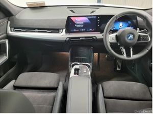 BMW iX2 eDrive20 M Sport - Image 4