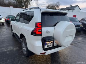 Toyota Land Cruiser 2018 prado 7 seater - Image 4