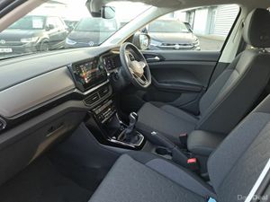 Volkswagen T-Cross EDITION 75 1.0TSI 95HP MANUAL - Image 3
