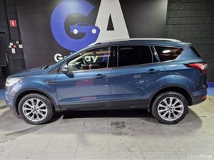 Ford Kuga TITANIUM-LOW MILAGE-FULLY SERVICED - Image 4