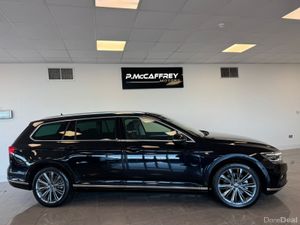 2022 VOLKSWAGEN PASSAT 2.0 TDI ELEGANCE DSG AUTO - Image 2