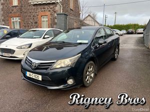 Toyota Avensis 2.0 D-4D AURA 4DR - Image 3