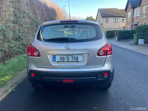 Nissan Qashqai 2009 - Image 2