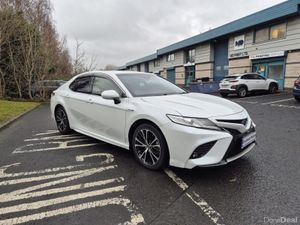 TOYOTA CAMRY / 2020 / 2.5 PETROL HYBRID /AUTOMATIC - Image 3