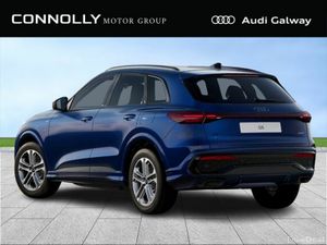 Audi Q5 S-LINE E-HYBRID QUATTRO  A/T - Image 2