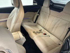 Mercedes-Benz CLE CLE 220 D CABRIOLET AMG LINE+ - Image 4