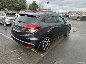 2015 HONDA VEZEL HYBRID 1.5L Z-PACKAGE - Image 4