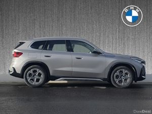 BMW iX1 iX1 eDrive20 xLine - Image 3