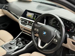 BMW 3-Series 318d Sport Saloon - Image 4