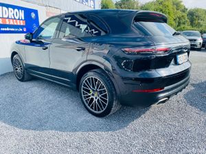 2020 PORSCHE CAYENNE 3.0 V6 E-HYBRID 456BHP AUTO - Image 4