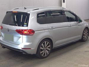 2020 VW Touran R-Line 7 Seater - Image 3