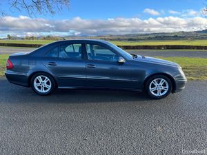 Mercedes-Benz E-Class 2009 Trade sale - Image 2