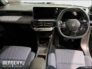 Renault 4 4 TECHNO 52KWH - Image 3