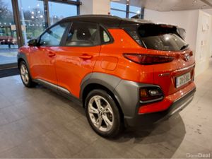 Hyundai KONA HYBRID EXECUTIVE ** VERY LOW KMS ** - Image 4