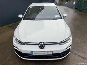 Volkswagen Golf 241 R-LINE 2.0 TDI 150HP AS NEW!! - Image 3