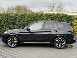 BMW iX3 M-SPORT 80KWH // OPENING PAN ROOF // APPLE - Image 4