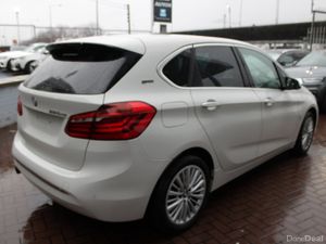 2017 BMW 225XE - Image 4