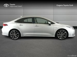 Toyota Corolla HYBRID SOL 4DR AUTO - Image 3