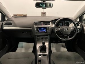 LOW MILES Volkswagen Golf Estate 1.6TDI –2015(152) - Image 4