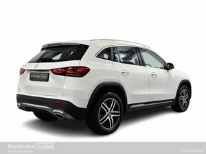 Mercedes-Benz GLA 200D Progressive - Image 4