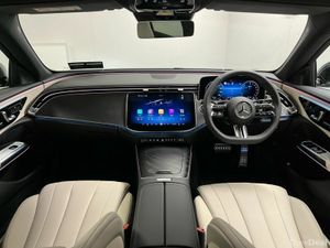 Mercedes-Benz E-Class 300de AMG - 19 Inch Alloys - - Image 3