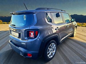 2018 Jeep  Renegade  1.6 Multijet 120PS Low Miles - Image 2
