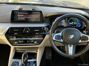 BMW 5-Series 520d M Sport Saloon - Image 4