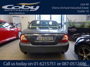 Jaguar XJ 4.2 SUPERCHARGED V8 4DR AUTO 405 BHP. St - Image 4