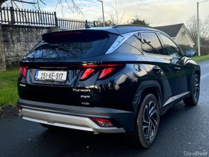 Tucson Executive - Petrol Hybrid Plug In -  2025 - Image 4